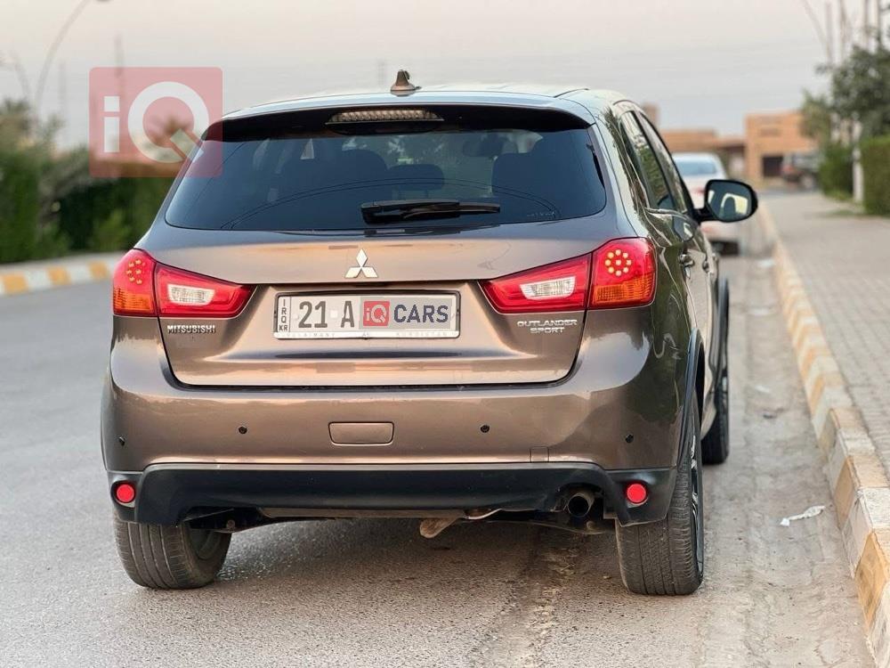 Mitsubishi Outlander Sport